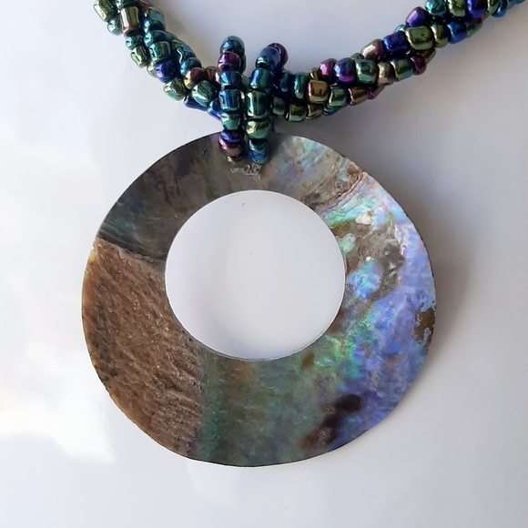 CRUZ ACCESSORIES ABALONE SHELL NECKLACE - Picture 5 of 11